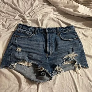 Abercrombie & Fitch Mom shorts mid rise